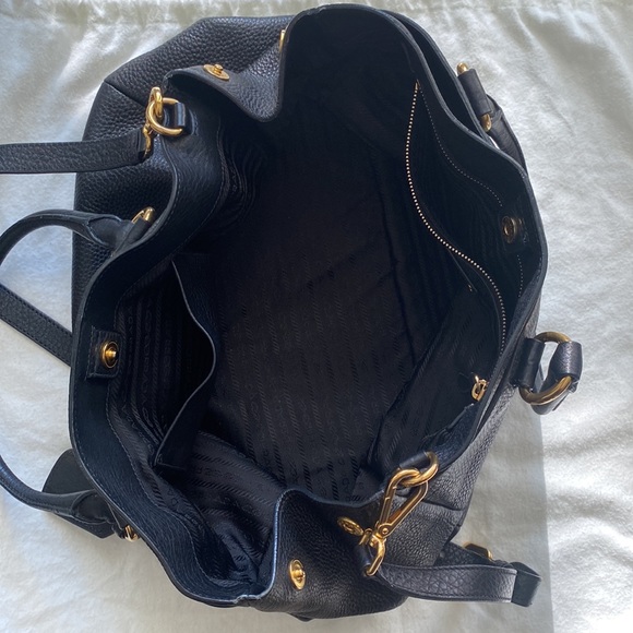 Prada Convertible Open Tote Vitello Daino Medium Black - Picture 4 of 8